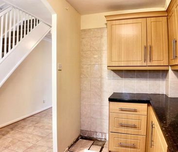 2 bedroom terraced house to rent - Photo 6