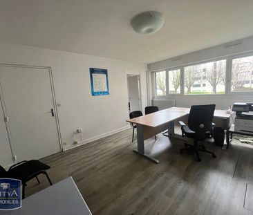 Location Appartement 1 pièce 32m² ANGERS 49000 - Photo 4