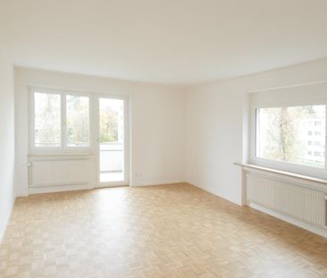 Neusanierte, helle 3-Zimmer-Wohnung an bestens erschlossener Lage i... - Foto 1