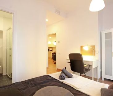 Carrer d'Alí bei, Barcelona, Catalonia 08013 - Photo 4