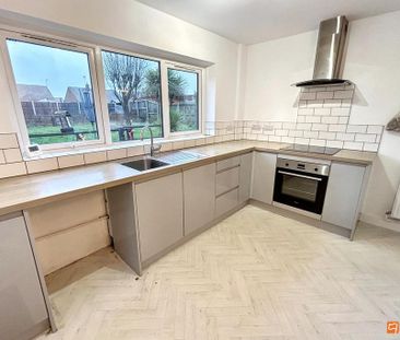 3 bedroom detached bungalow to rent - Photo 6