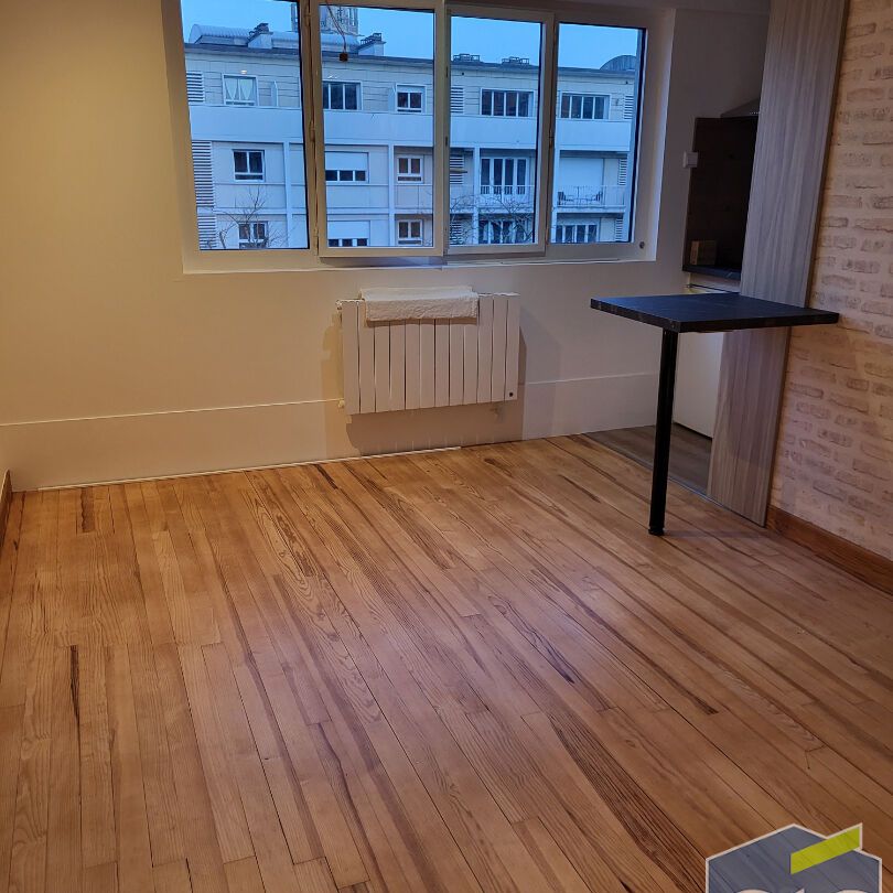Location Appartement 1 pièce 21m² - Photo 1