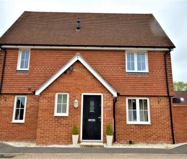 3 bedroom semi-detached house to rent - Photo 6