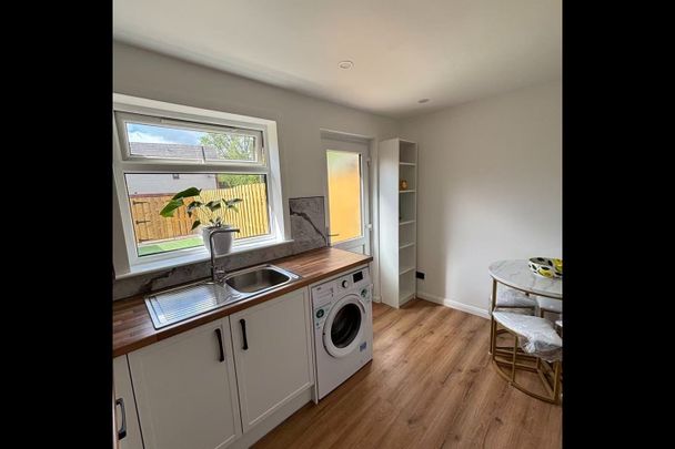 2 Bed Terraced House, Upper Craigour, EH17 - Photo 1