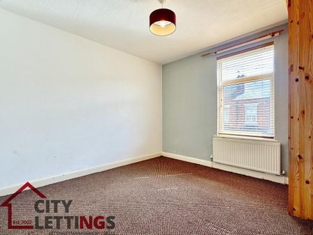 3 bedroom terraced house to rent - Photo 4