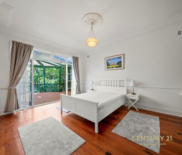 Charming Home in Lower Part of House in Prestigious Vaucluse - Photo 1