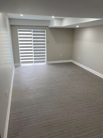 For Lease - 52 Scenic Ridge Gate, Brant, Ontario - Photo 4