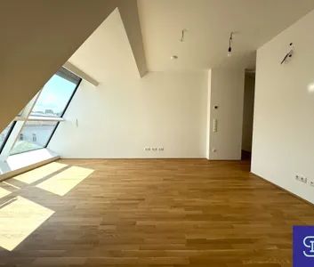 Provisionsfrei: Traumhafter 96m² DG-Erstbezug im topsanierten Altbau - 1100 Wien - Foto 2