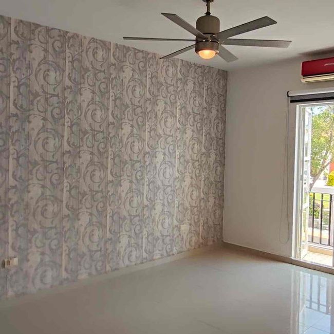Casa en Renta 4 recámaras - Photo 1