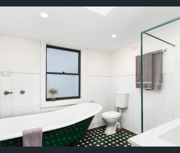 Charming Semi-Detached Home in Newtown - Photo 6