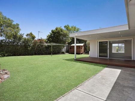 68 Woodward Street, Merewether Heights NSW 2291 - Photo 3