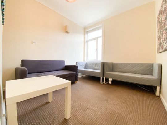 City Road, Roath - Photo 1