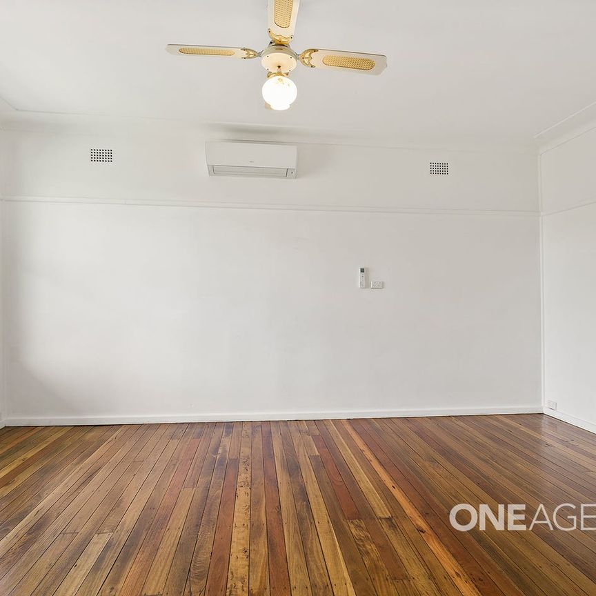 CHARMING FAMILY HOME IN THE HEART OF NOWRA - Photo 1