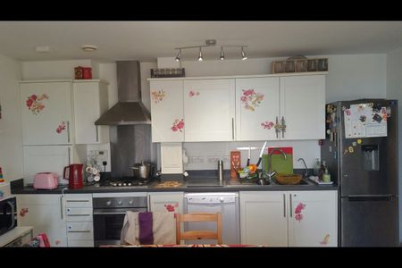 2 Bed Flat, Evelyn Street, SE8 - Photo 5