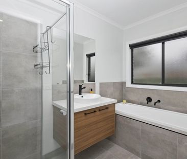 FULLY FURNISHED - AVAILABLE START OF MARCH - Photo 5