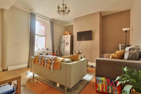 3 bedroom Student Terraced House to rent in Ethel Street, Benwell, Newcastle Upon Tyne, NE4 - Photo 2