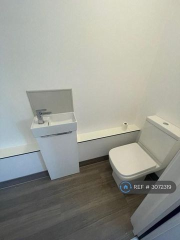 1 bedroom semi-detached house to rent - Photo 5