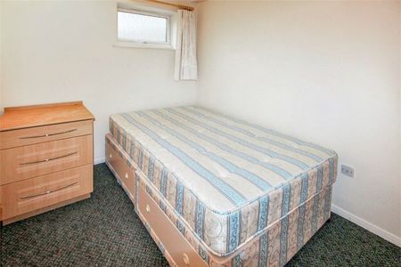 Makepeace Road, Northolt, UB5 - Photo 3
