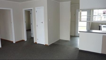 2/42 York Street, Hillcrest — - Photo 3