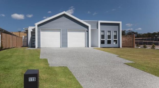 1/115 The Heights Boulevard, Pimpama QLD 4209 - House For Rent | Domain - Photo 1