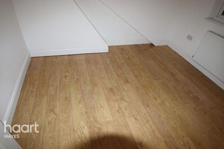 7 bedroom semi-detached house to rent - Photo 2