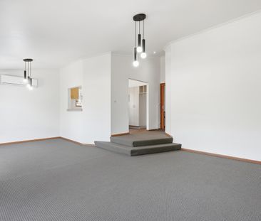 2/3 Plymouth Dr, Wamberal NSW 2260 - House For Rent | Domain - Photo 4