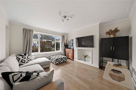 5 bedroom semi-detached house to rent - Photo 2