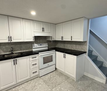 For Lease - 38 Rochelle Crescent Unit# Basement, Toronto, Ontario - Photo 2