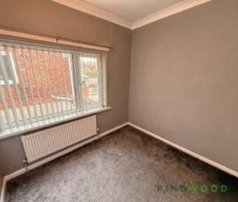 3 BEDROOM House - End Terrace - Photo 1