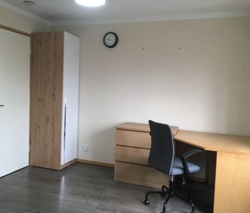 Studio Flat, Warrington Road, CR0 - Photo 5