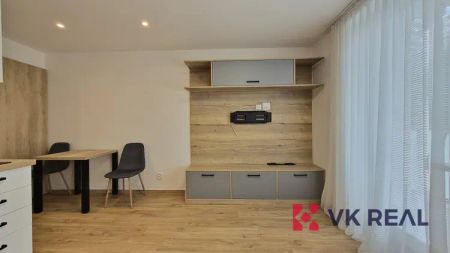 Pronájem bytu 1+kk s balkónem, 21 m - Фото 3