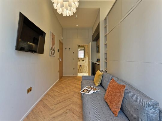 Studio to rent - Photo 1