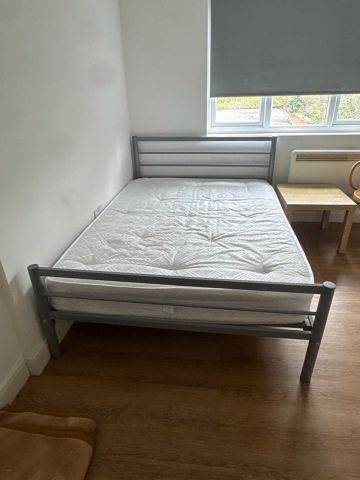 Studio Flat, Finchley Road, NW11 - Photo 4