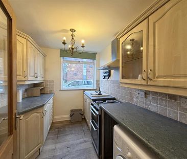 2 bedroom apartment to rent - Photo 4