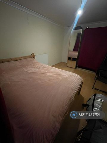 2 bedroom maisonette to rent - Photo 2