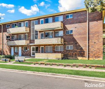 Two Bedroom Apartment - Photo 3