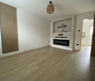 2 bedroom house to rent - Photo 1