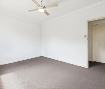 Great Value in Mount Hawthorn - Photo 3