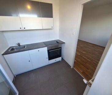 Echt passend zu Halloween - BALKONWOHNUNG - 2 ZIMMER - NÄHE U6 MEID... - Photo 2