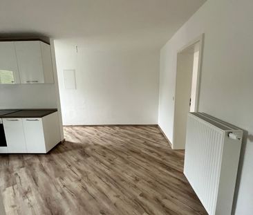 ab 01.11. - Großzügige 3-Zimmer-Wohnung in naturnaher Lage - Photo 4