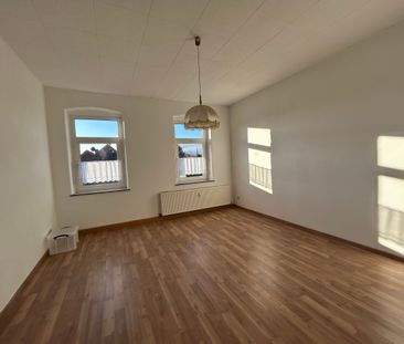 Geräumige, helle 4-Zimmer-Wohnung mit EBK in Ostritz - Photo 2