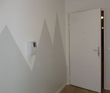 REIMS Avenue de Laon dans la résidence Carré des Sens, appartement ... - Photo 3