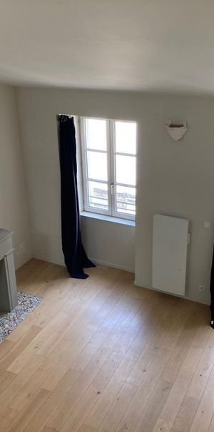 Location Appartement 2 pièces 53m² LA ROCHELLE 17000 - Photo 1