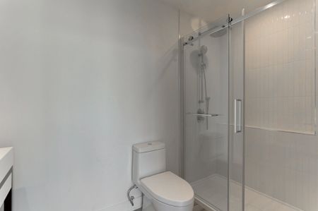 Apartment for rent, Montréal (Ville-Marie) - Photo 3