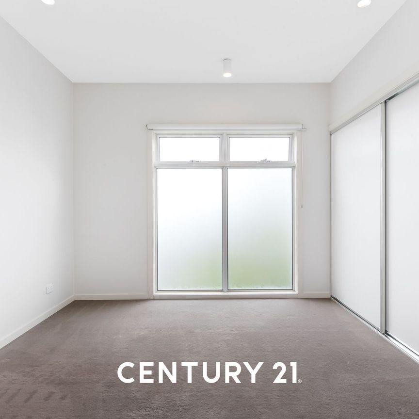 Spacious Apartment - Photo 1