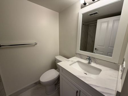 For Lease - 942 Yonge Street Unit# 504, Toronto, Ontario - Photo 5
