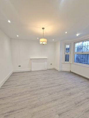 2 Bed Flat, Perham Road, W14 - Photo 1