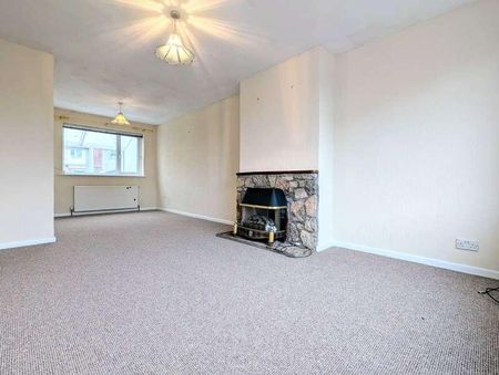 St. Briavels Drive, Yate, Bristol, Gloucestershire, BS37 - Photo 3