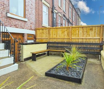 3 bedroom terraced house to rent - Photo 3