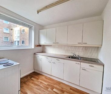2 bedroom flat to rent - Photo 6